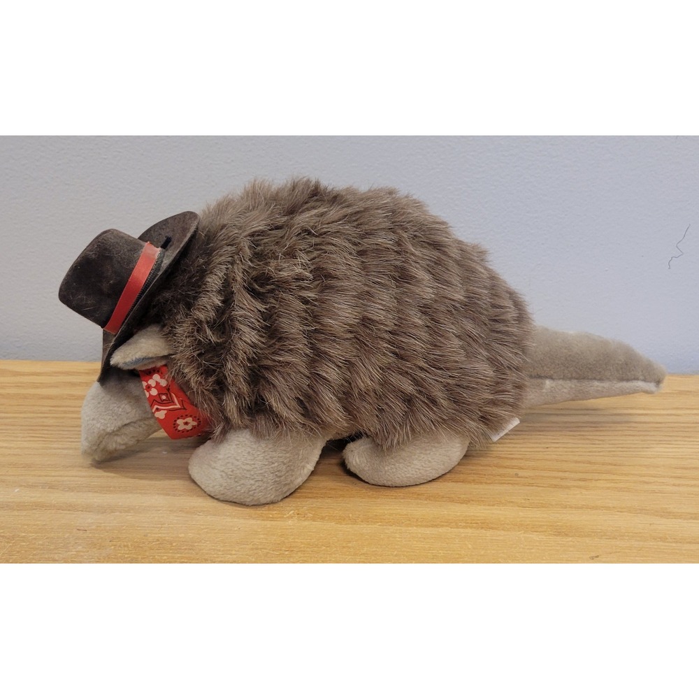 Vintage Soft Things Inc Texas Cowboy Armadillo Plush 2000 Bandana Hat Brown Tan